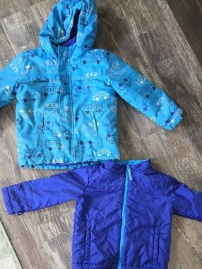 Cat & Jack 3-in-1 Snowplay Toddler Jacket - 4T - Construction Vehicle